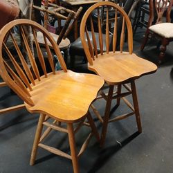 Maple bar Is stools $20 For both