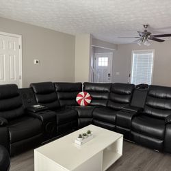 Black Sectional  Sofa