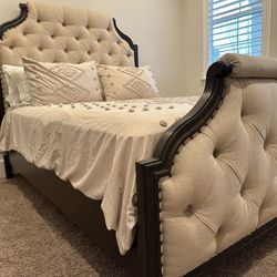 Queen Bed With Hydraulic Mattress