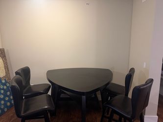 Black Triangle Dining Table with 4 Chairs