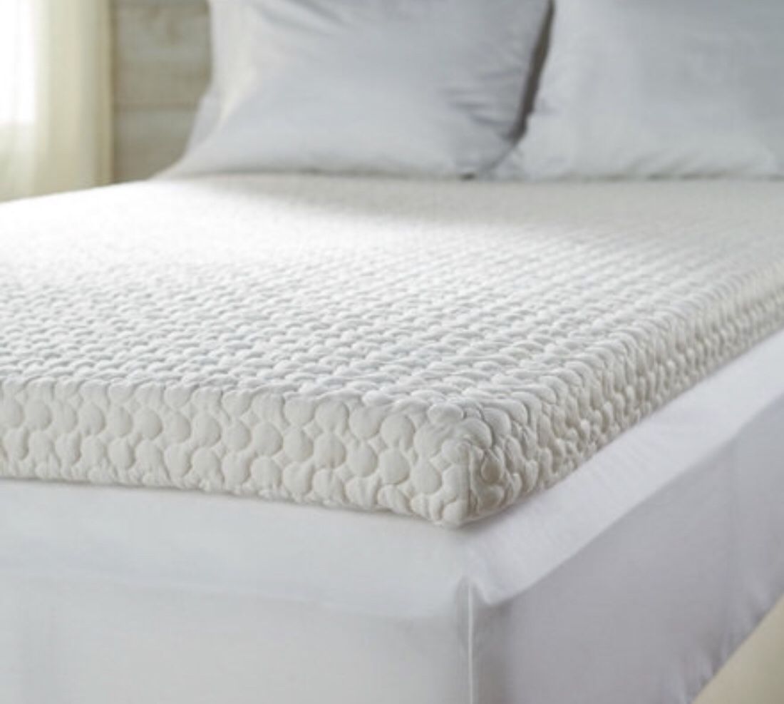 Twin mattress/ tempur pedic topper available for pickup Wednesday for