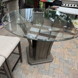 5 Dining Table And Chairs Set