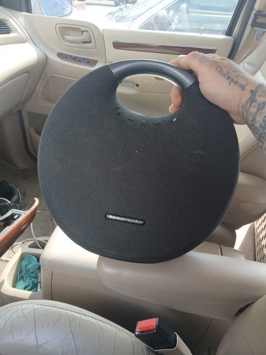Harman/Kardon Onyx Studio 6