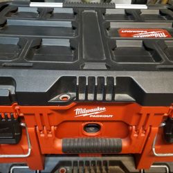 Milwaukee Packout 22in Box
