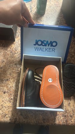 Baby walking shoes size 2.5