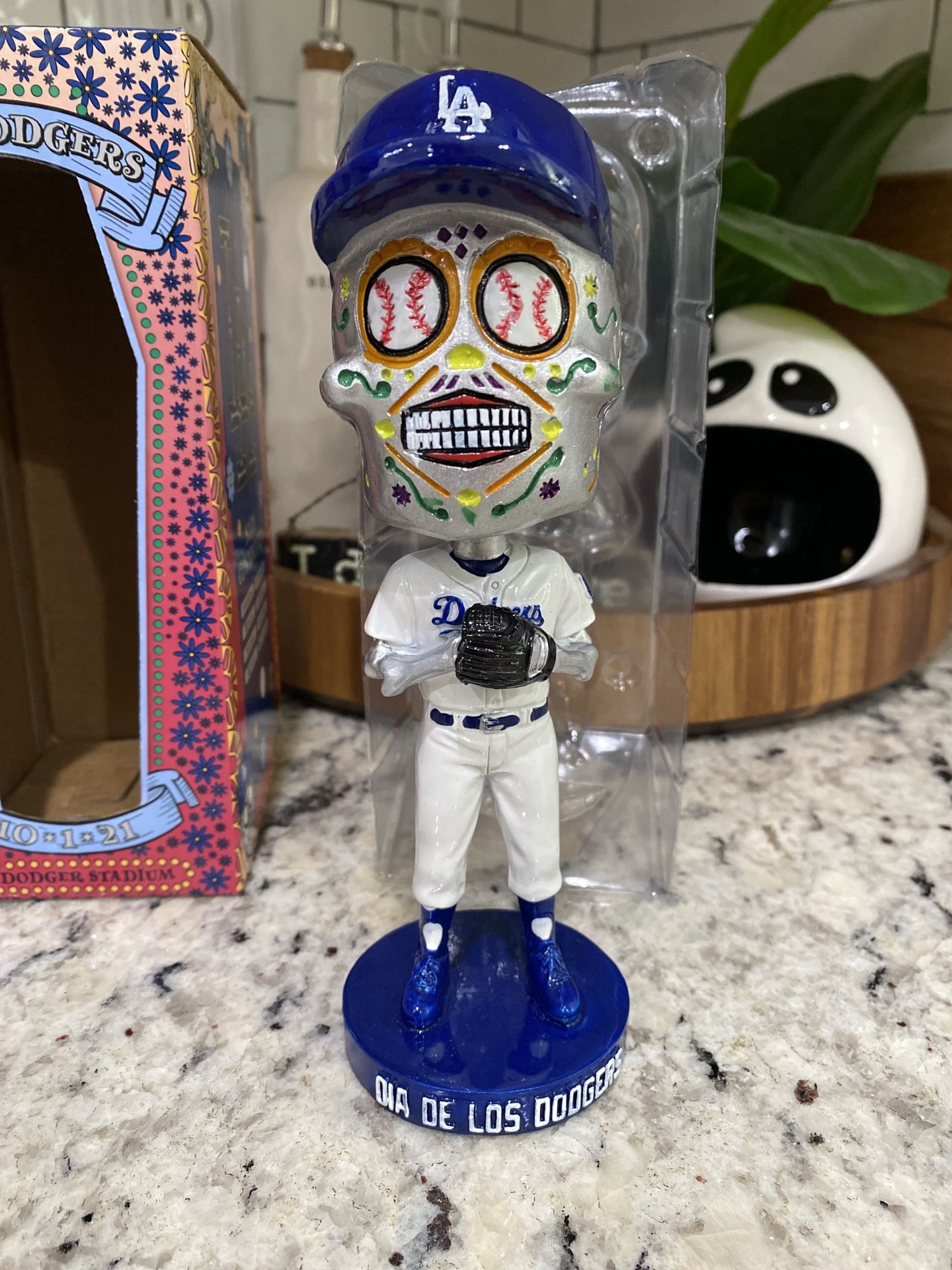 Dodgers's 2021 Dia De Los Muertos Bobblehead