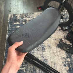 surron seat