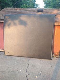F150 tonneau cover 6ft bed want gone now!