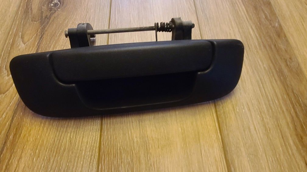 2002-09 Dodge Ram Tailgate Door Handle