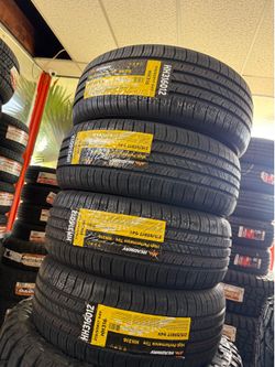 🌀🔱 215 55 R 17 vendo llantas nuevas marca Headway