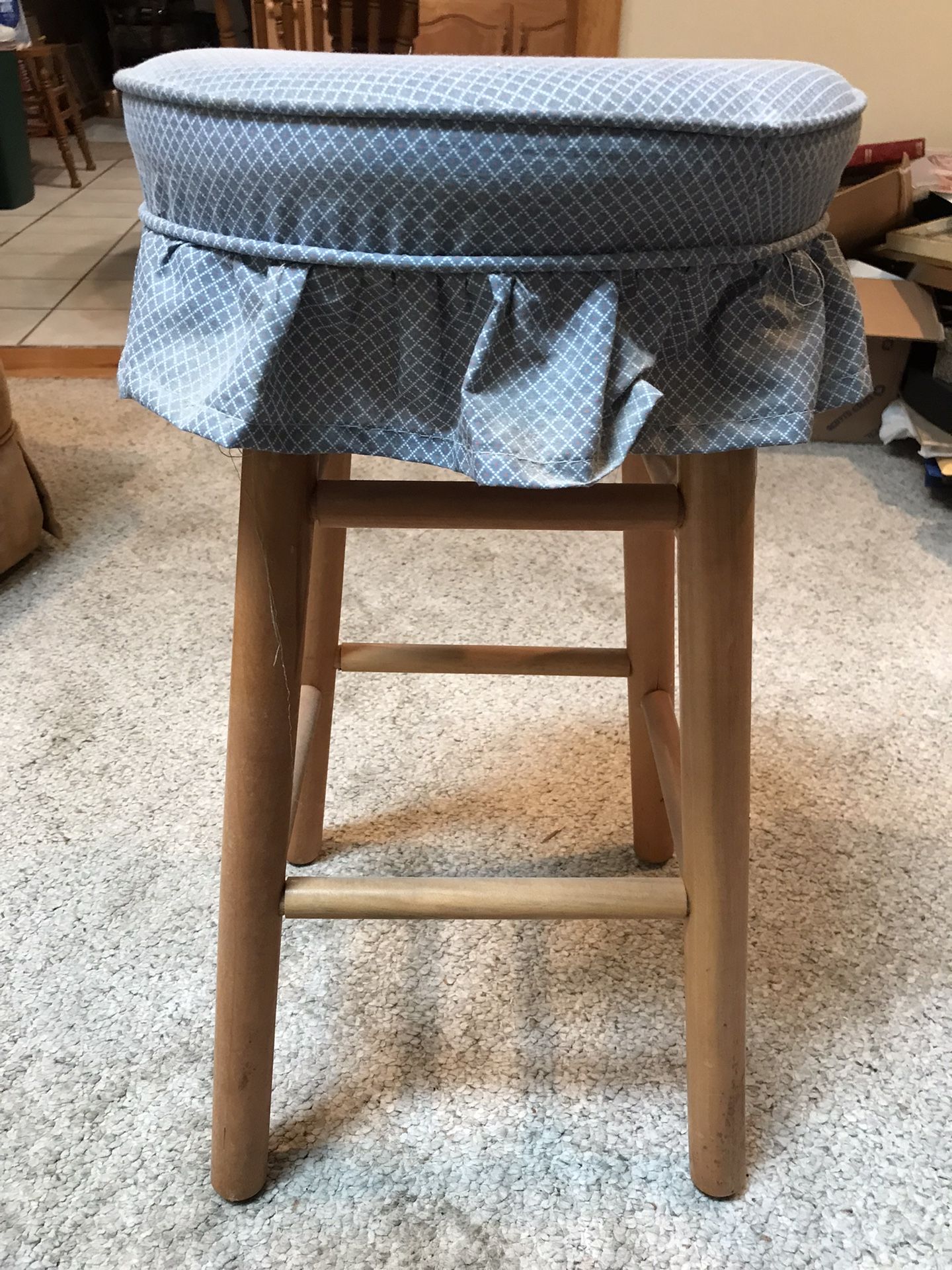 FREE WOOD STOOL