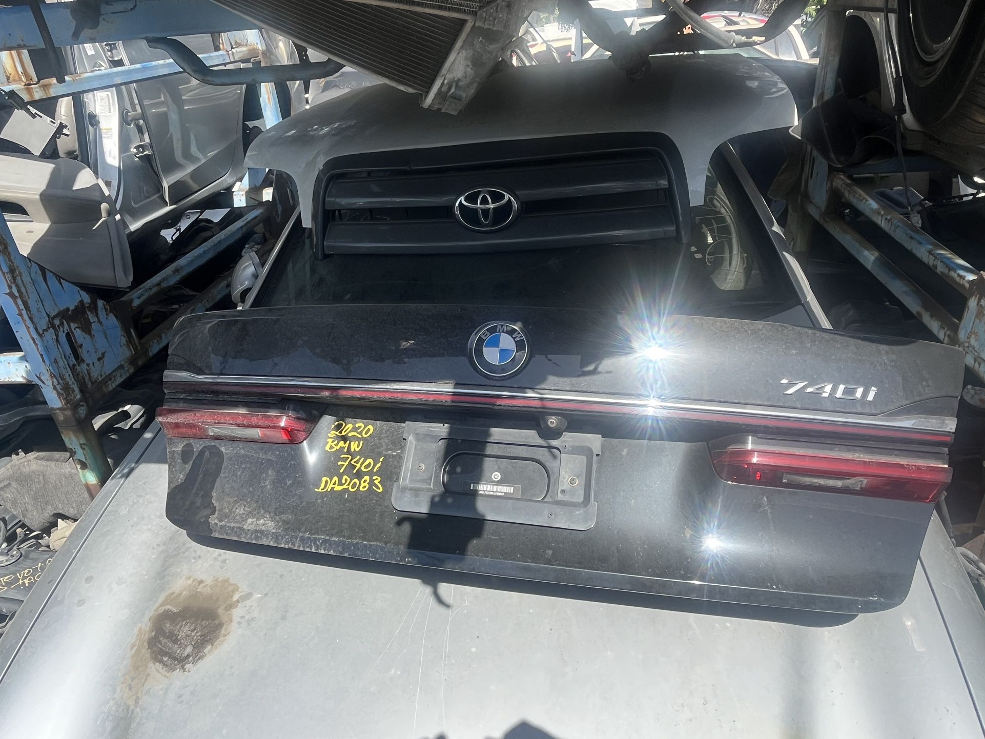 Parting Out 2020 BMW 740i Rear Trunk Lid Assembly 