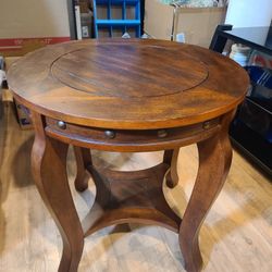 Ashley's Furniture Accent Side Table 