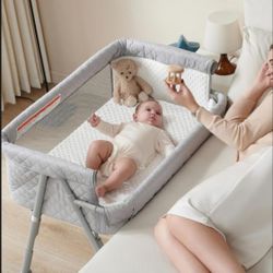 AirClub Bedside Sleeper Bassinet Adjustable Height, Breathable Mesh - Gray (Brand New)