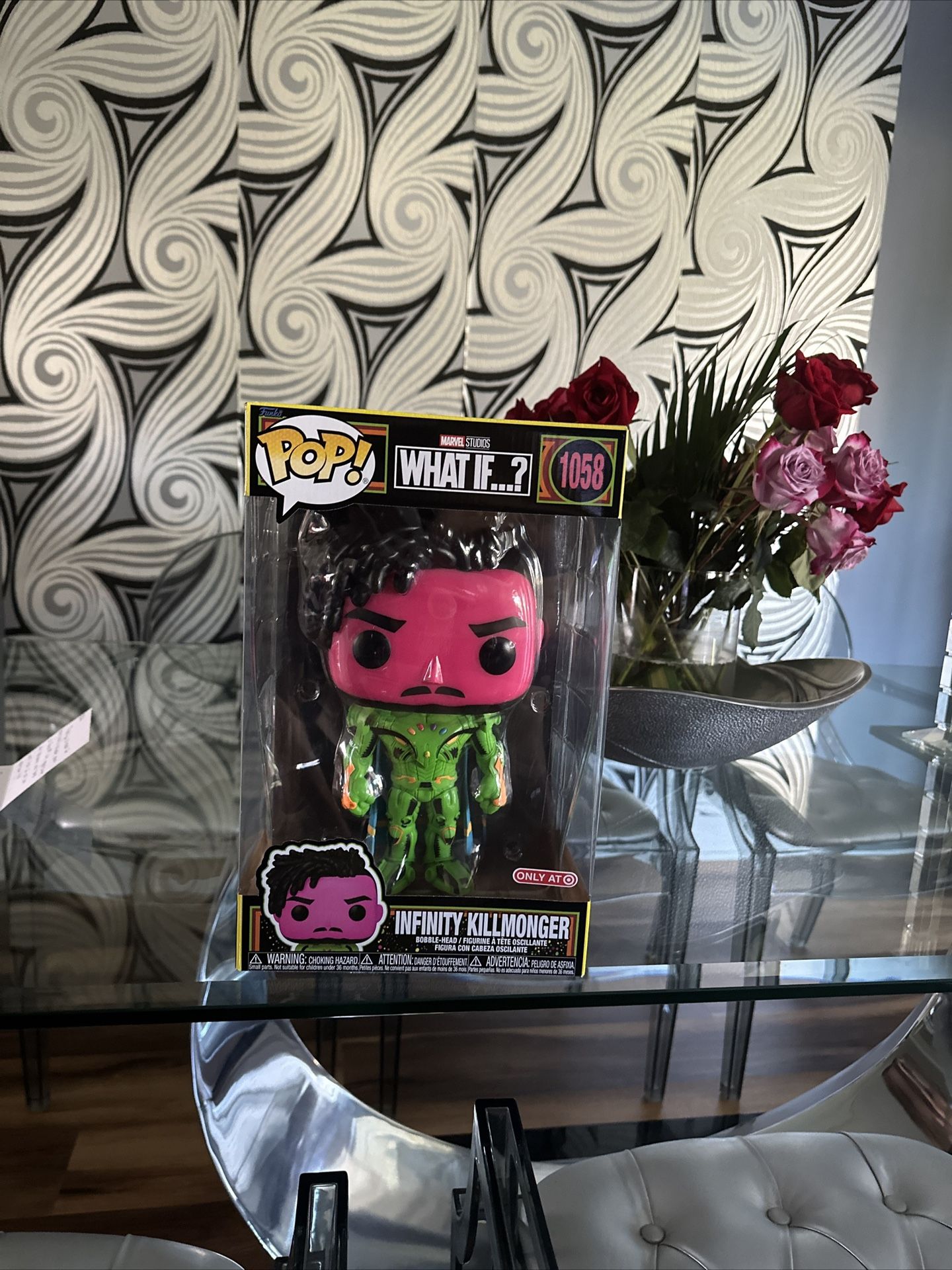 Infinity Killmonger, jumbo Funko pop