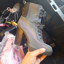 7.5 Boots $5