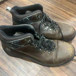 Men’s Timberlands 12 M