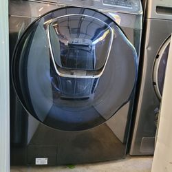 Samsung AddWash Front Load Washer In Black Stainless Steel 