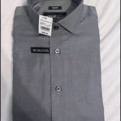 Brand new Kenneth Cole Dress Shirt Size 14 1/2 (32/33)