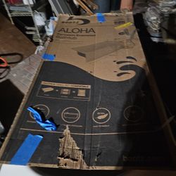 Aloha Bathtub Porcelain New HAD 2 Small Scratch More Likely Will Cover Most When Install Tile