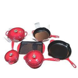 Le Creuset Set Of Red Cooking Ware 6 Complete Sets (9 Total Pieces)