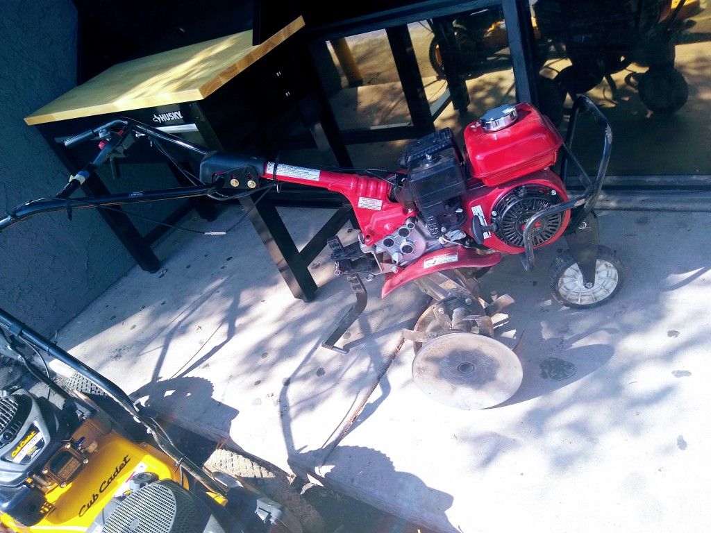 HONDA GAS TILLER/CULTIVATOR