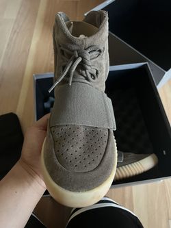 Adidas 750 Yeezy Chocolate Size 9.5 Worn Lightly 