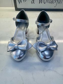 Girls Silver Dress Shoes- Fits Size 3