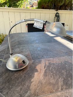 Mini desk lamp