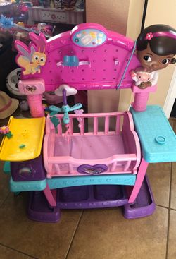 Doc mcstuffins sales baby checkup nursery