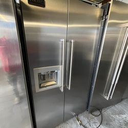 Viking 42” Refrigerator 2019