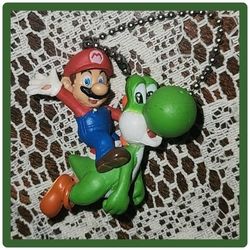 VINTAGE RARE SUPER MARIO BROS. KEY CHAIN COLLECTION MARIO & YOSHI SUPER NINTENDO KEYCHAIN KEYRING COLLECTABLE 