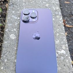 iPhone 14 Pro Max