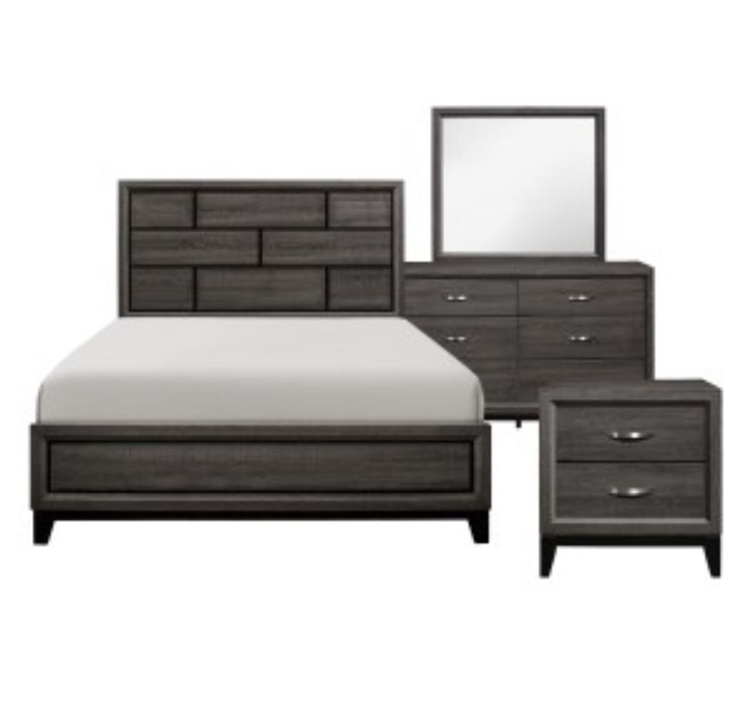 Queen Bed set 4 PCS In Special Offer At 45701 Highway 27 N Davenport Fl 33897 