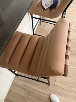 4 Counter Stools