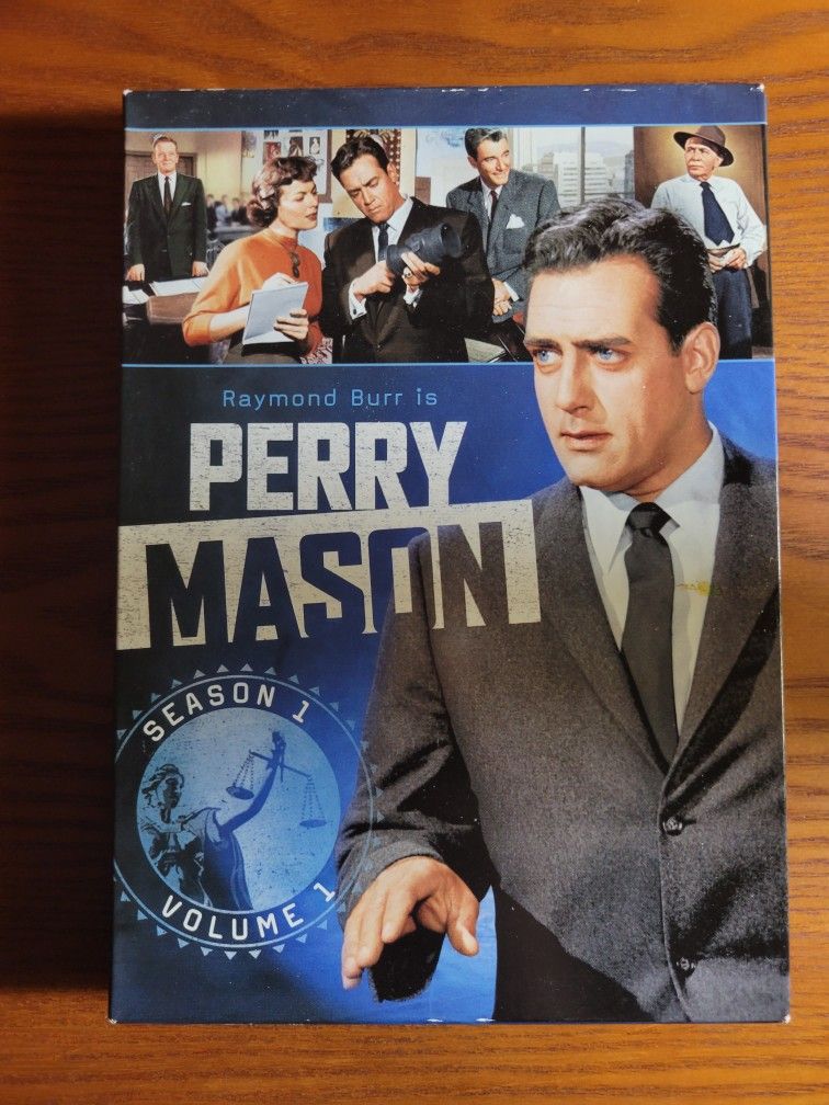Perry Mason Season 1 - Volume 1 (5 DVD Box Set) Raymond Burr - CBS