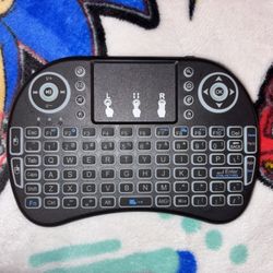 Wireless Mini Keyboard 