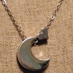 STAINLESS STEEL NECKLACE 