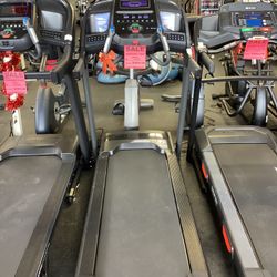 Horizon 7.0 Treadmill With Only 51 Hours On It 