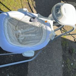 Graco Baby Swing White