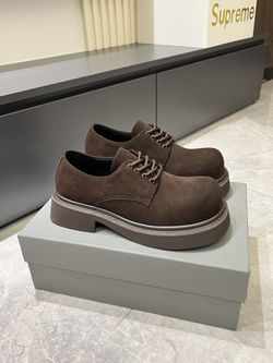 Balenciaga Men’s Leather Shoes With Box New 