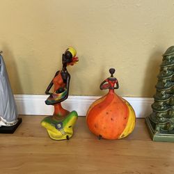 Various Statues/sculptures