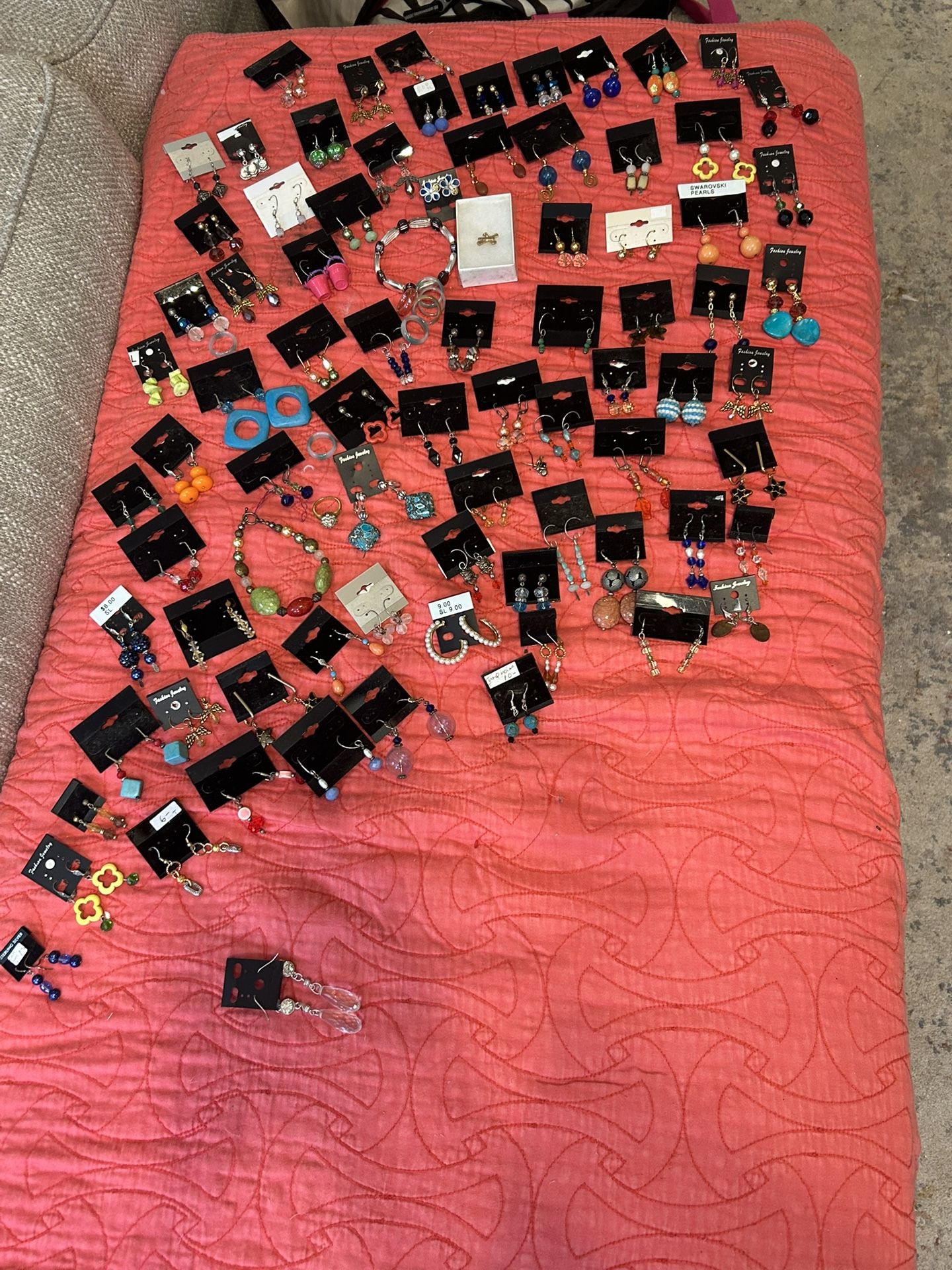 Huge Jewelry Lot 91pc Mixed Jewelry New And EUC Earrings Rings Bracelets 