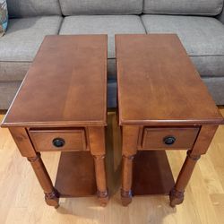 2 Side tables 
