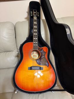 Epiphone humming bird guitar
