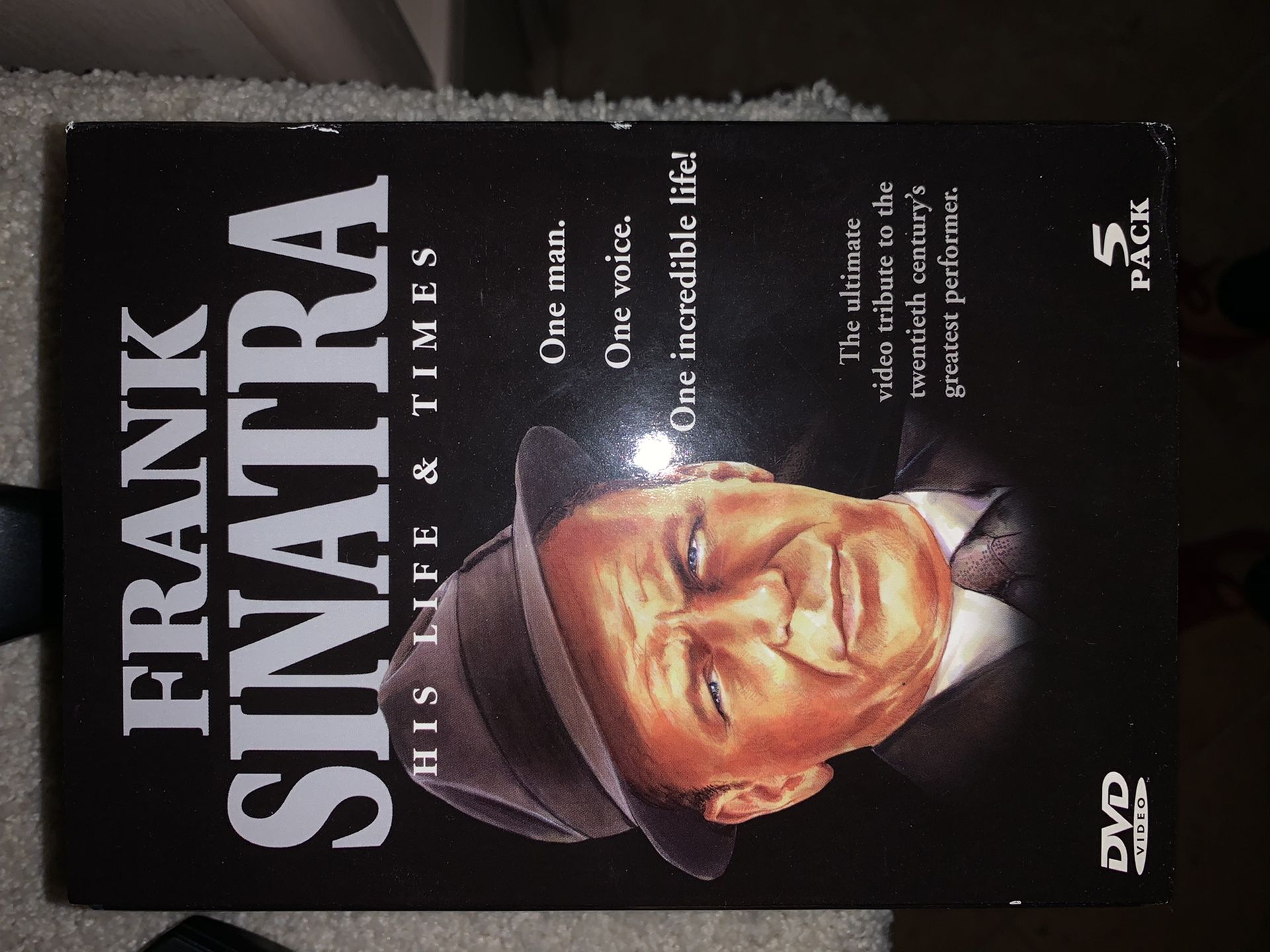 Frank Sinatra DVD set