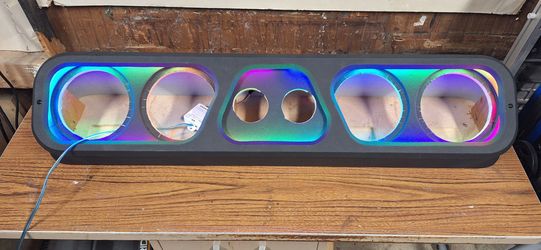 Speaker rack