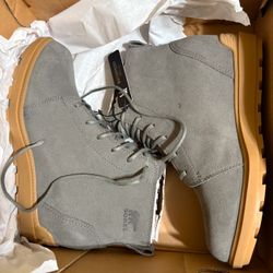 Sorel Womens SZ-8  Grey Suede Wedge Sneakers Ankle Bootie Boots Shoes
