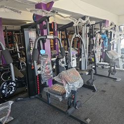 MULTI-FUNCTION HOME GYM 
