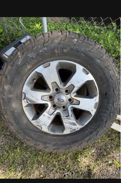 Ford wheel and tires